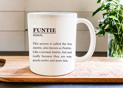Funtie / Fun Auntie mug - Jazzy Giraffe Mug